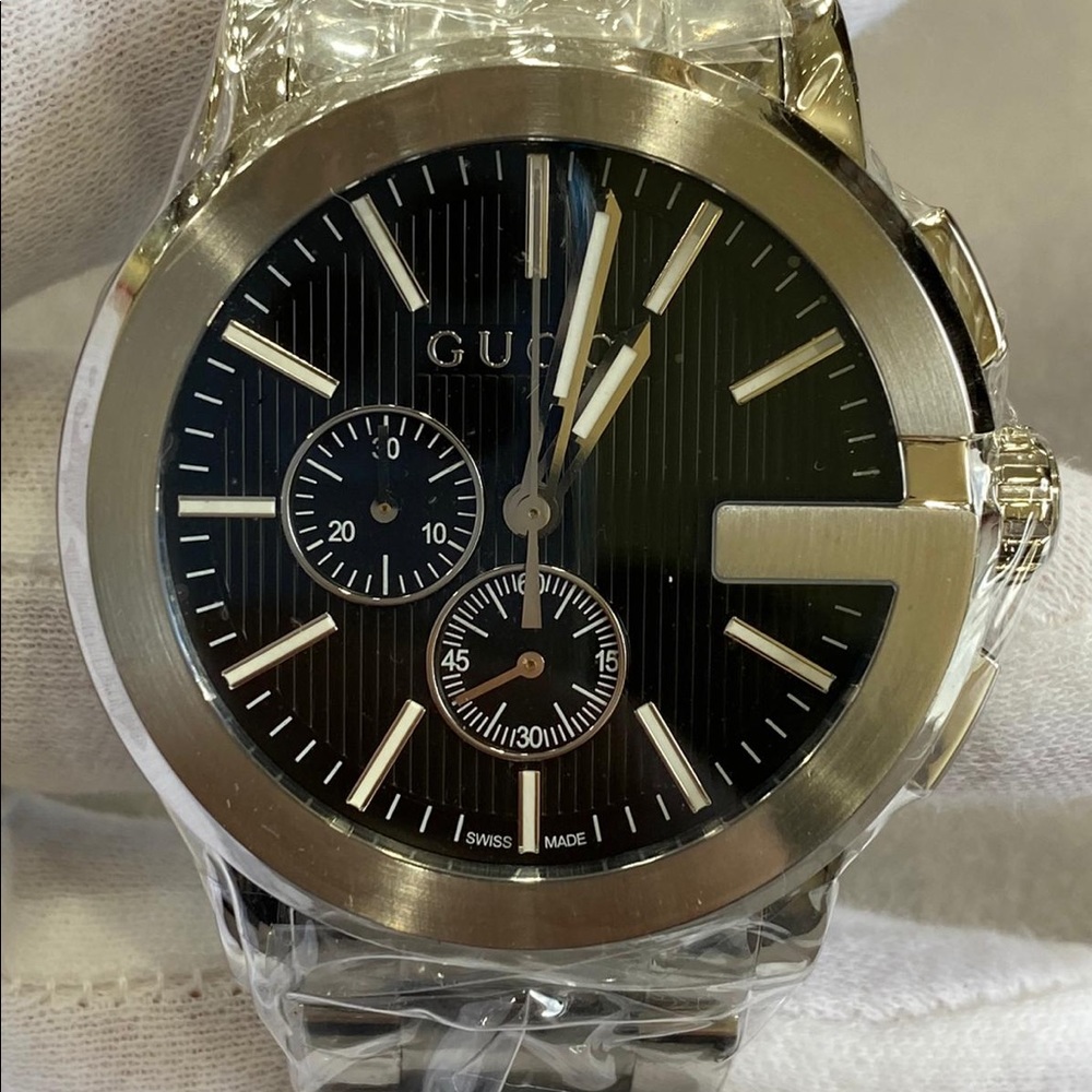 NIB Black Gucci Watch - Picture 2 of 10